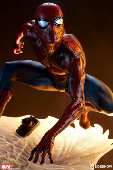 Mark Brooks Spider-Man Statue