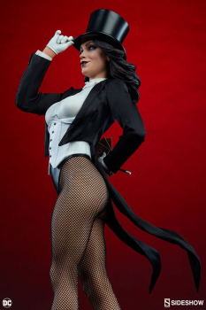 Zatanna Premium Format