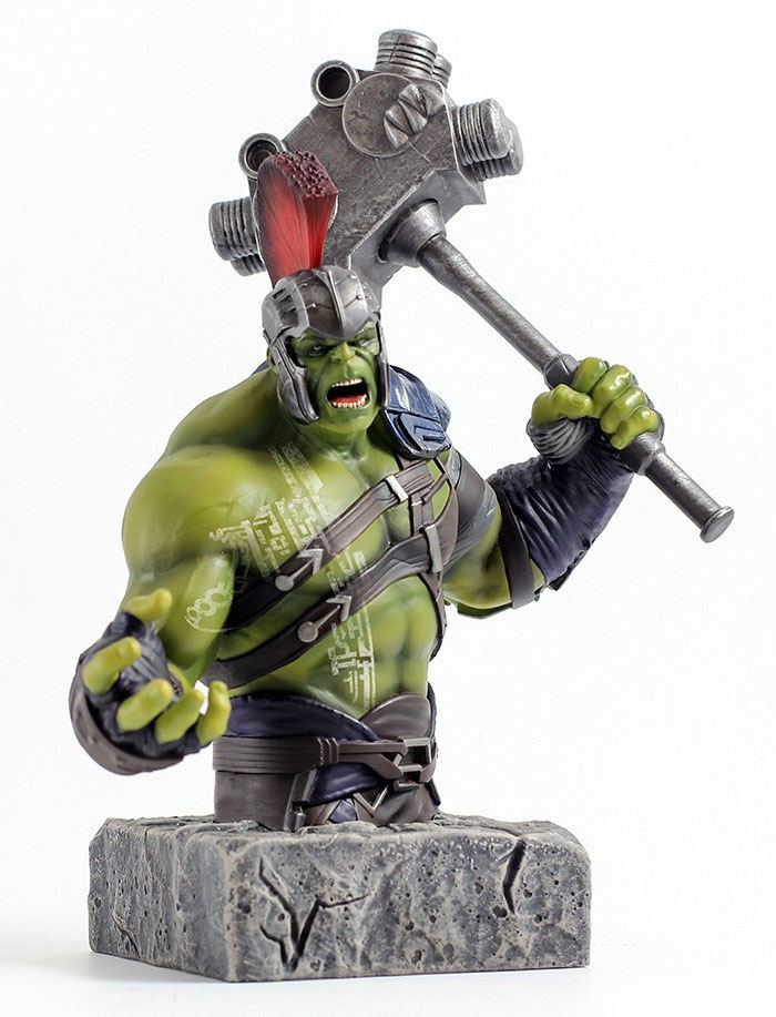 Thor: Ragnarok Gladiator Hulk Sixth-Scale Figure