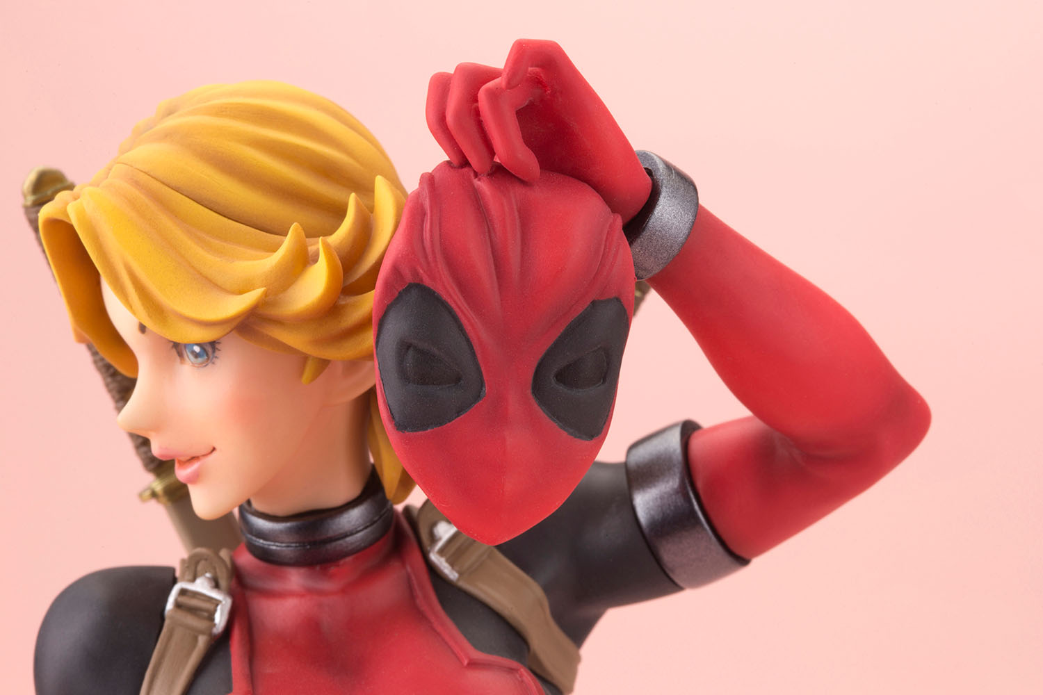 Kotobukiya Marvel Bishoujo Figurine PVC 1/7 Lady Deadpool