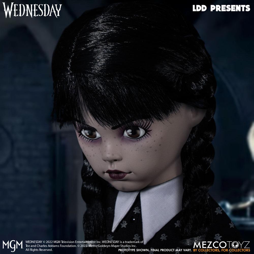 Wednesday Puppe, Wednesday doll