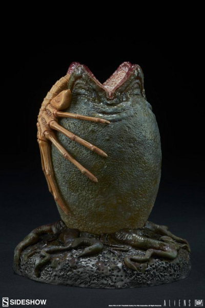 Alien Egg Statue