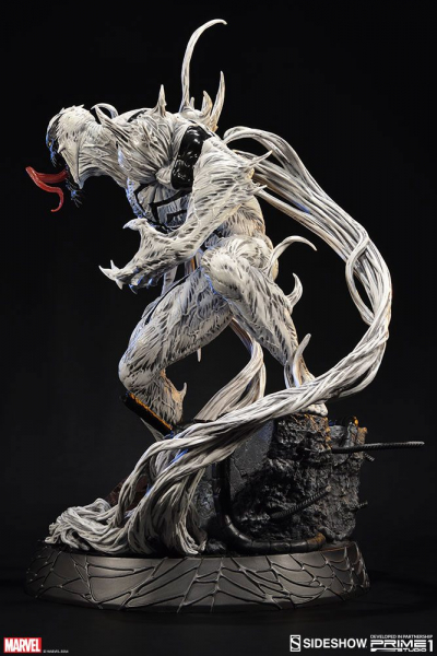 Anti-Venom Statue