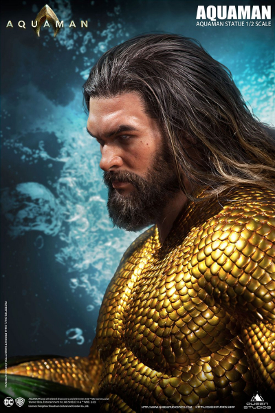 Aquaman Statue