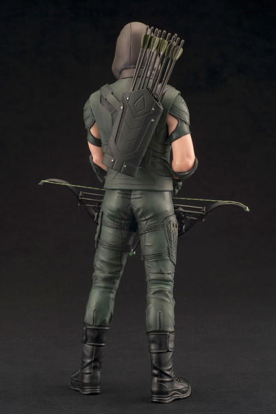 Arrow ArtFX+ Statue