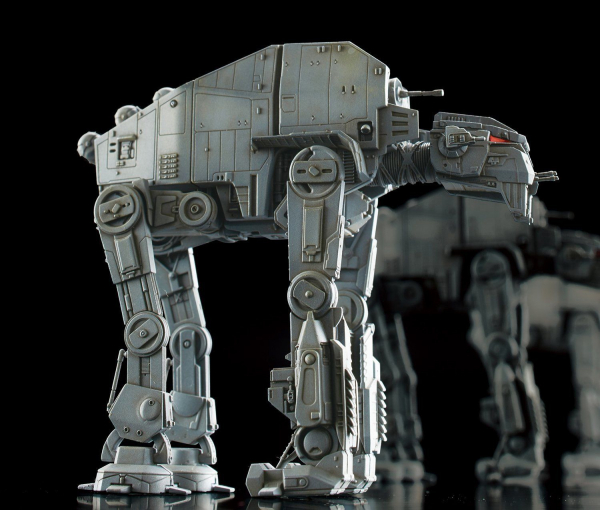 AT-M6 Modellbausatz