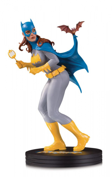 Batgirl Statue