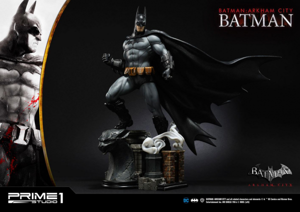 Batman Statue