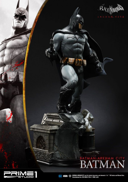 Batman Statue