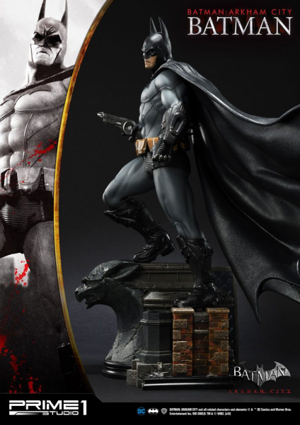 Batman Statue