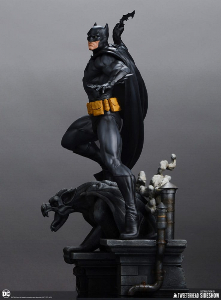 Batman (Black and Gray Edition) Statue 1:6, DC Comics, 50 cm