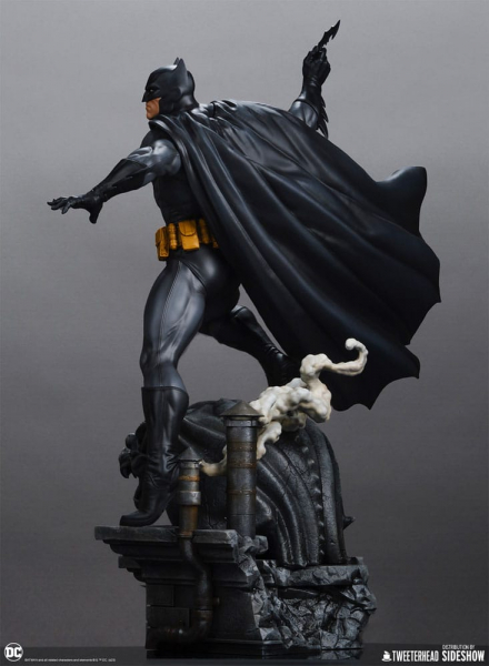 Batman (Black and Gray Edition) Statue 1:6, DC Comics, 50 cm