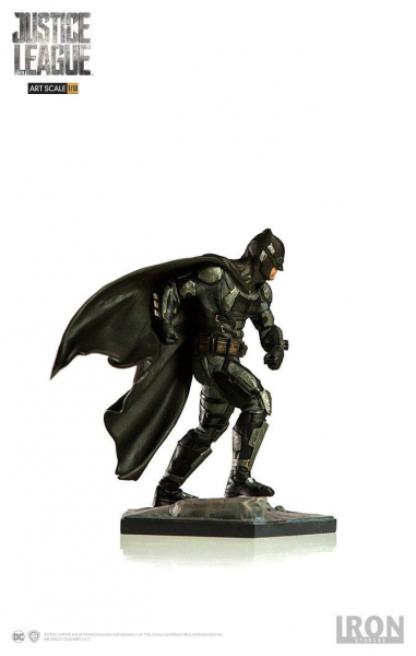 Batman Art Scale Statue