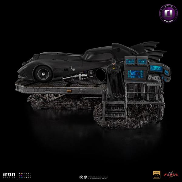 Batmobil Statue 1:10 Art Scale Deluxe, The Flash, 76 cm