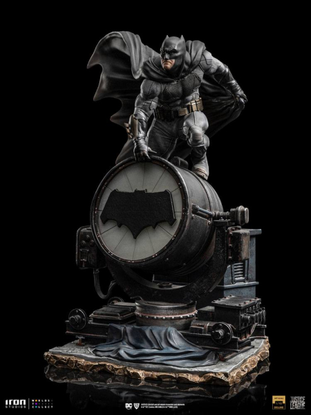 Batman on Batsignal Statue 1/10 Art Scale Deluxe, Zack Snyder's Justice League, 28 cm