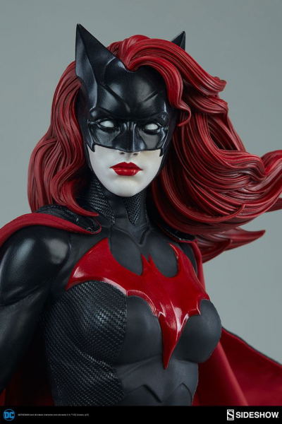 Batwoman Premium Format