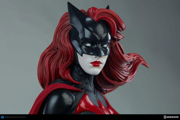 Batwoman Premium Format