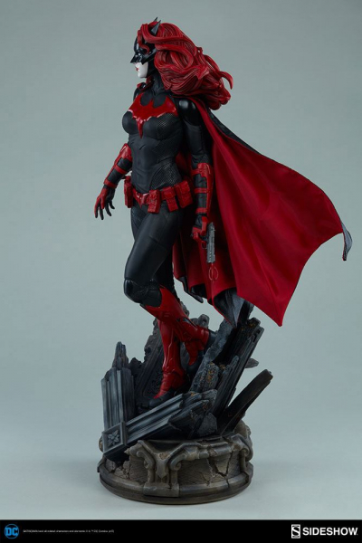 Batwoman Premium Format