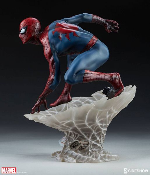 Mark Brooks Spider-Man Statue