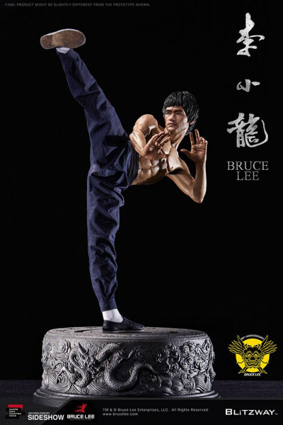 Bruce Lee Tribute Statue