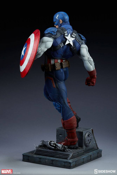 Captain America Premium Format