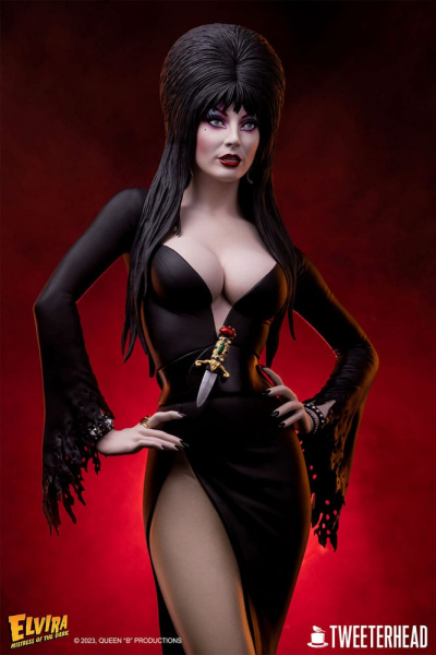 Elvira Statue 1:4, Elvira - Herrscherin der Dunkelheit, 48 cm
