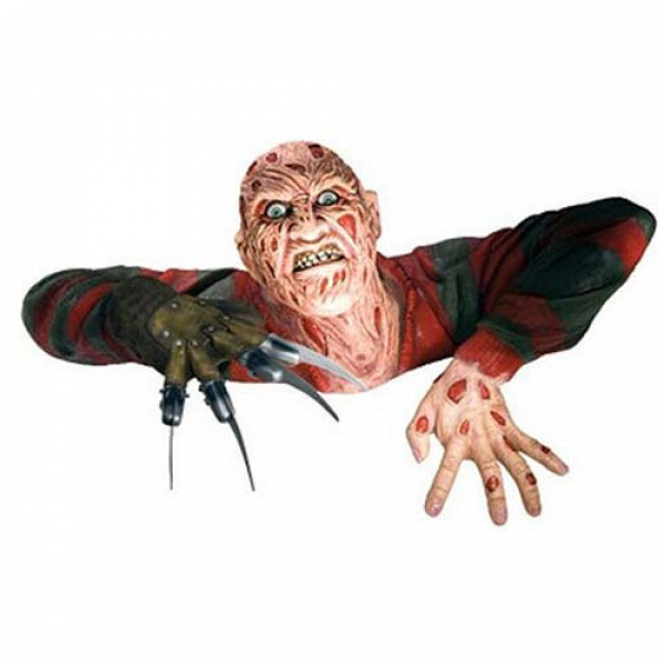 Freddy Krueger Statue