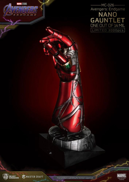 Nano Gauntlet (One out of 14 Million) Statue 1:1 Master Craft, Avengers: Endgame, 47 cm