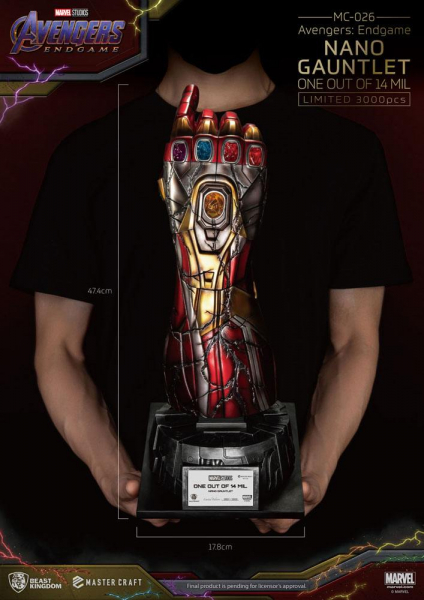 Nano Gauntlet (One out of 14 Million) Statue 1:1 Master Craft, Avengers: Endgame, 47 cm