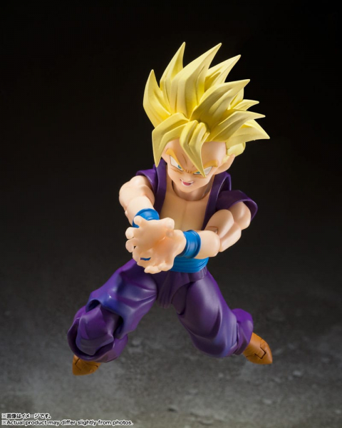 Super Saiyan Son Gohan (The Warrior Who Surpassed Goku) Action Figure S.H.Figuarts, Dragon Ball Z, 11 cm