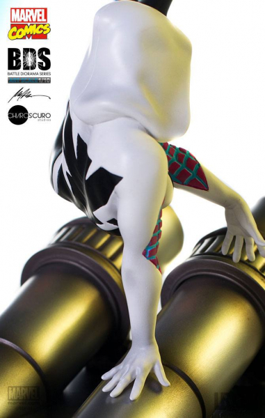 Spider-Gwen Statue