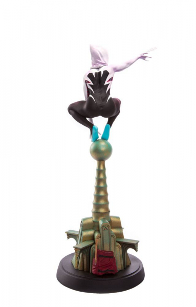 Spider-Gwen Statue