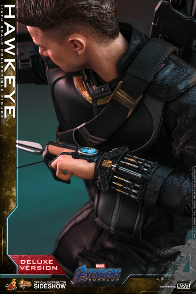 Hot Toys Hawkeye