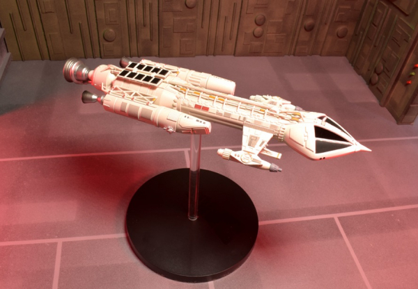MK IX Hawk Warship Model Wargames Special Edition, Space: 1999, 21 cm