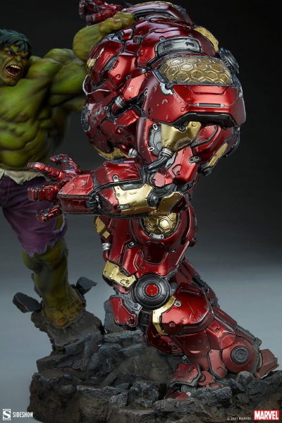 Hulk vs. Hulkbuster