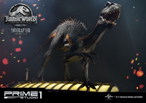 Indoraptor Statue