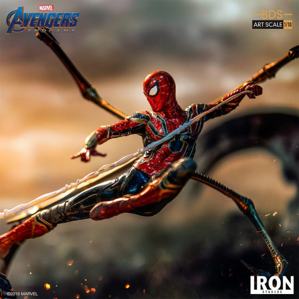 Iron Spider vs. Outrider