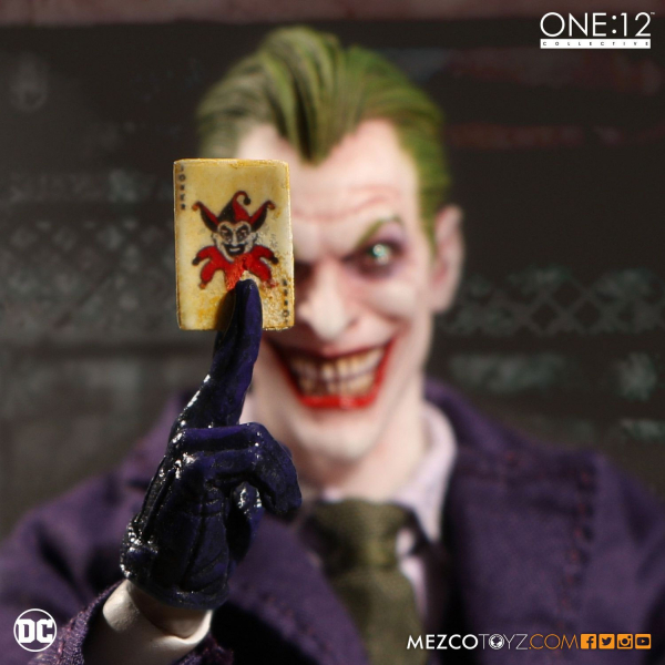 Mezco Joker 1/12