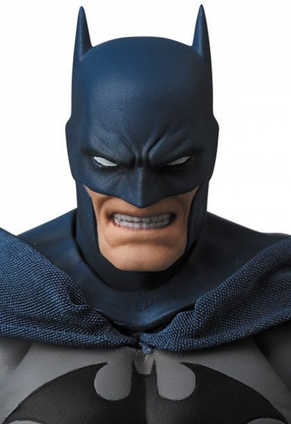 MAFEX Batman Hush