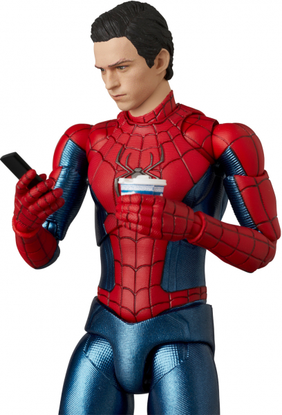 Spider-Man (New Red & Blue Suit) Action Figure MAFEX, Spider-Man: No Way Home, 15 cm