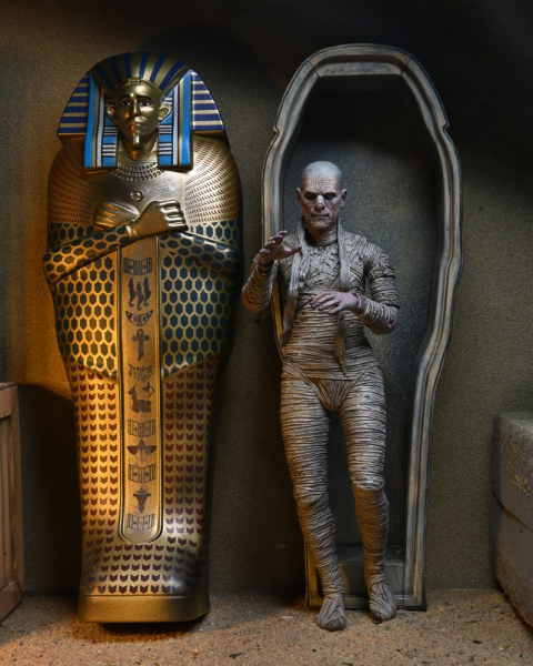 The Mummy Accessory Pack for Action Figures, Universal Monsters