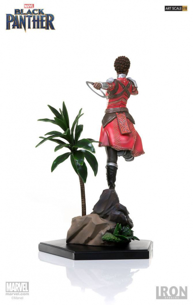 Nakia Statue