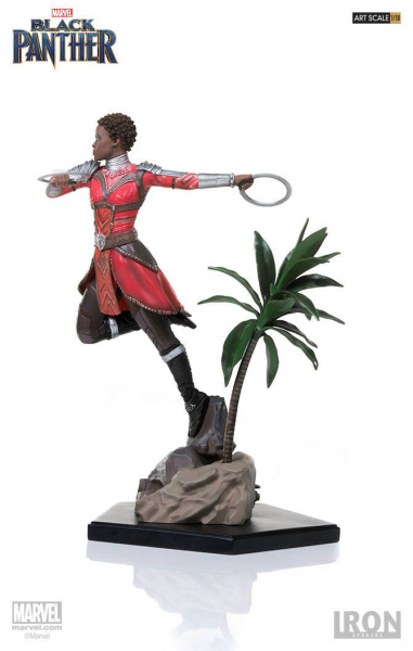 Nakia Statue