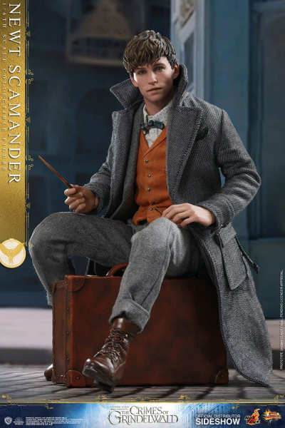 Newt Scamander Hot Toys