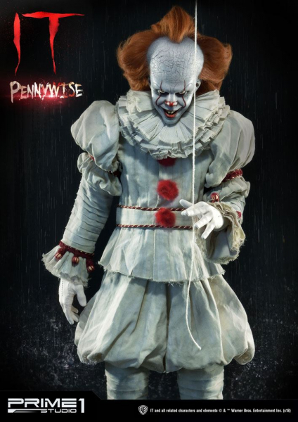 Pennywise Statue