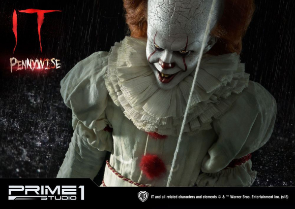 Pennywise Statue