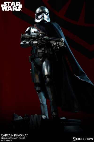 Captain Phasma Premium Format