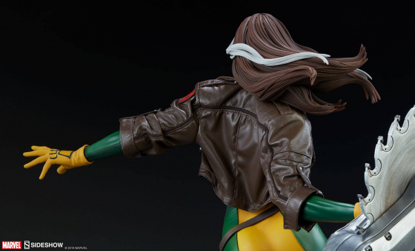 Rogue Statue Sideshow