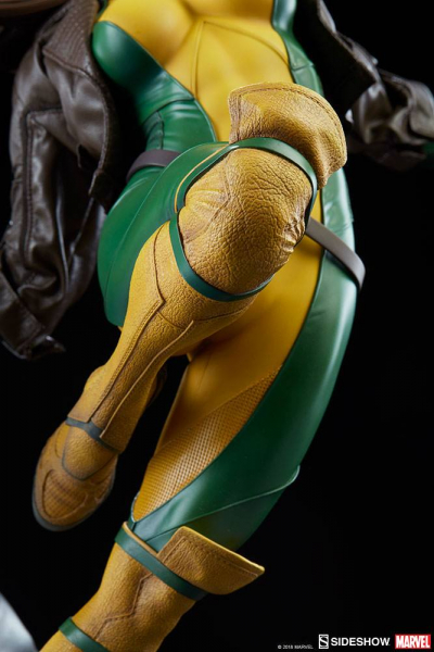 Rogue Statue Sideshow