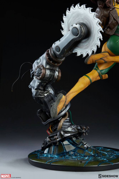 Rogue Statue Sideshow